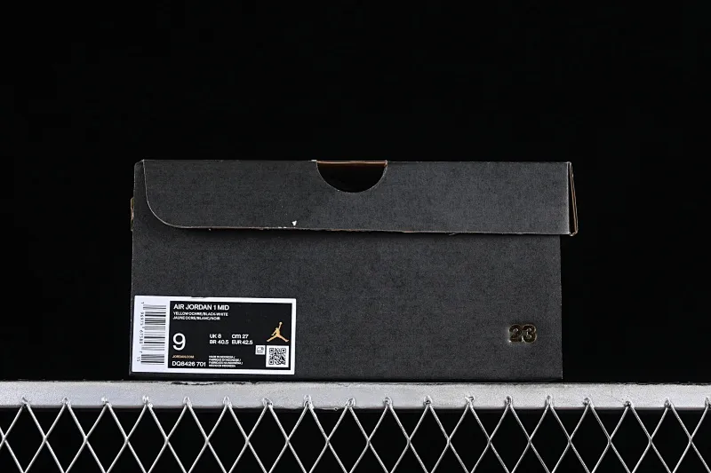 All categories Air Jordan Jordan series basketball shoes Air Jordan 1 Mid Air Jordan 1 Mid AJ1 Joe 1 white black yellow Chinese culture and leisure sneakers DQ8426-701